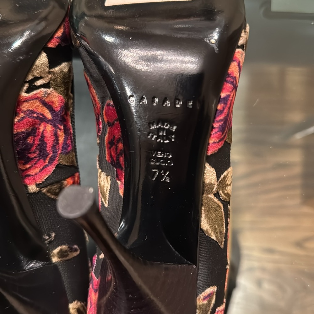 BNWT CASADEI VELOUR 🥀 PUMP - Picture 11 of 11